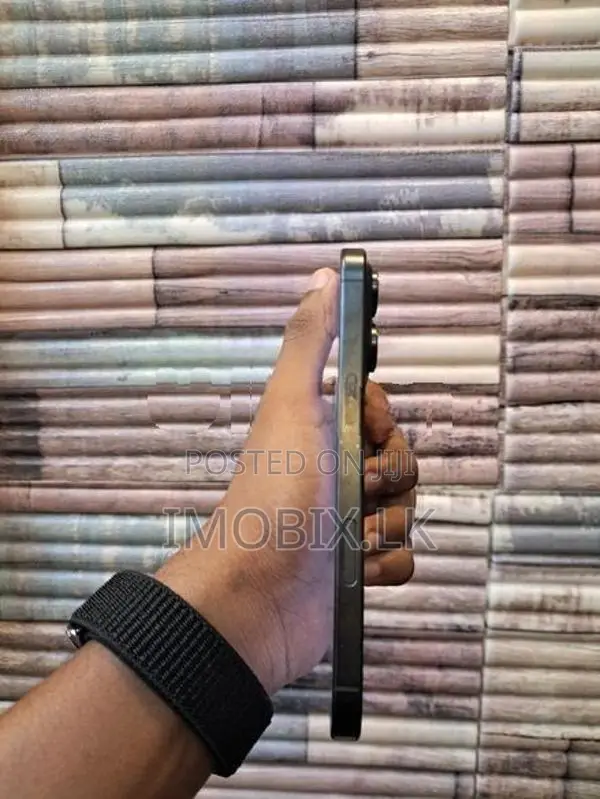 Apple iPhone 16 Pro 128GB (Used)
