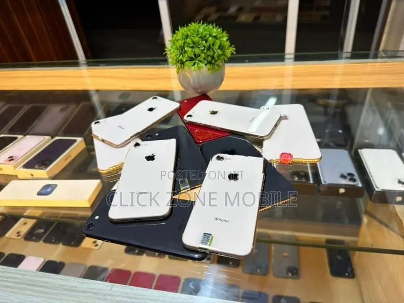 Apple iPhone 8 64GB (Used)
