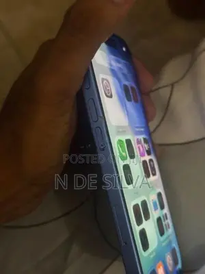 Apple iPhone 16 (Used)