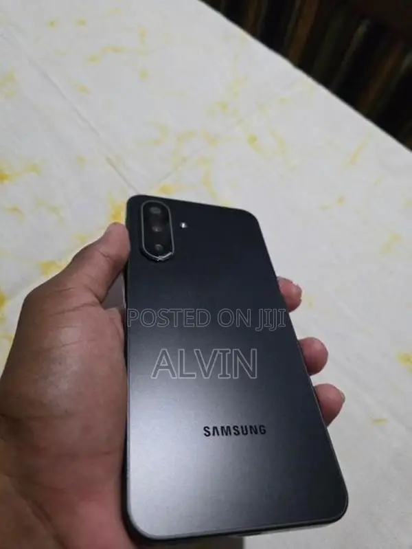 Samsung Galaxy A17 (Used)