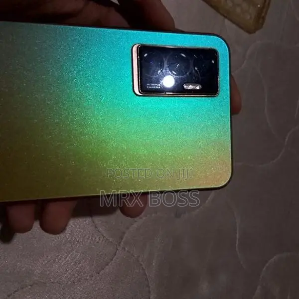 Vivo V23e (Used)