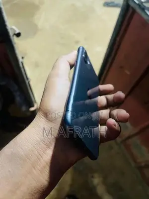 Apple iPhone 11 (Used)