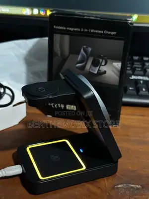 Foldable Magnetic 3 - in 1 Wireless Charger