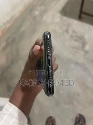 Apple iPhone X (Used)