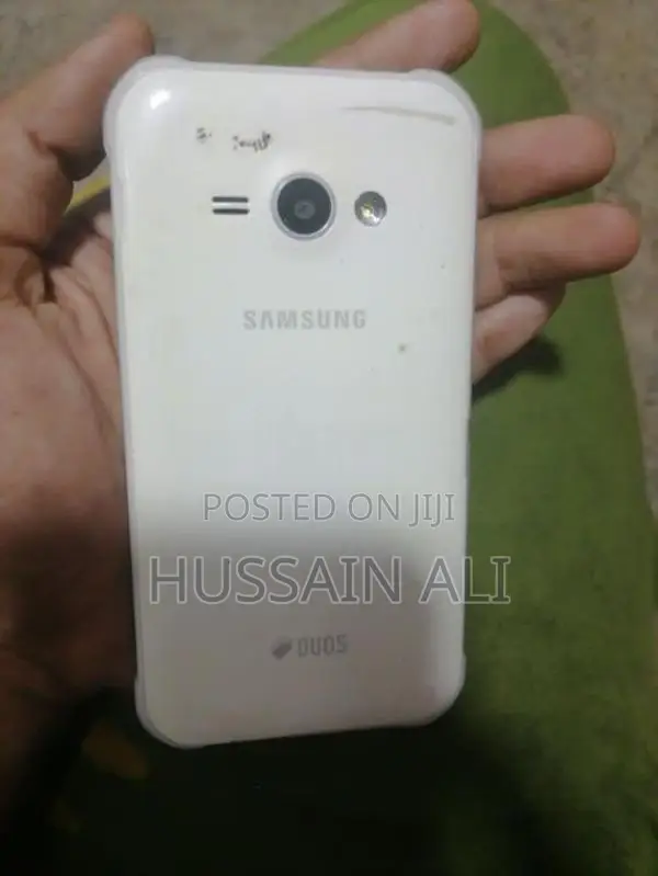 Samsung Galaxy J1 (Used)