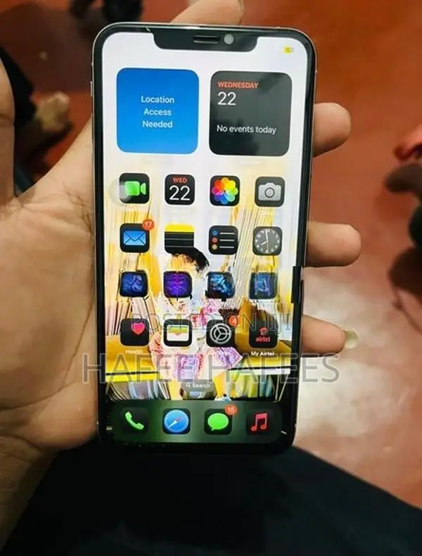 Apple iPhone XS Max (Used)