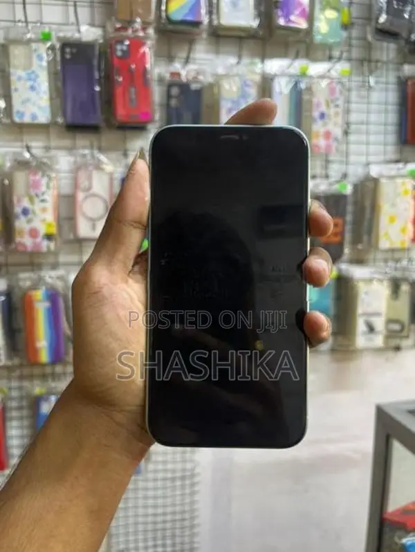 Apple iPhone 11 128GB (Used)