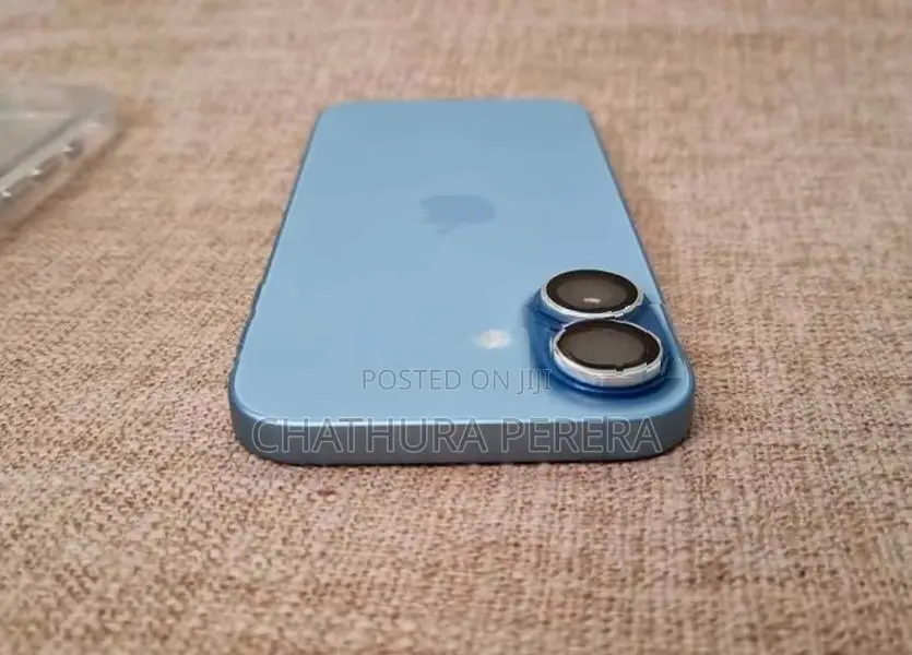 Apple iPhone 17 (Used)