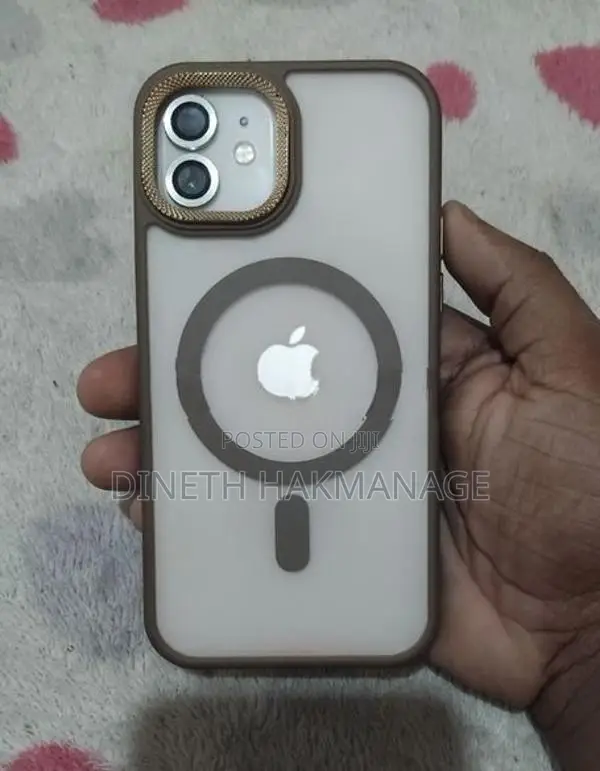 Apple iPhone 12 (Used)