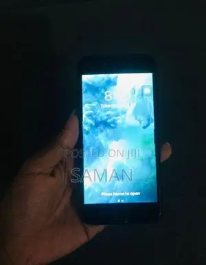 Apple iPhone 7 Black (Used)