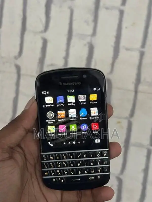 BlackBerry Q10 (Used)