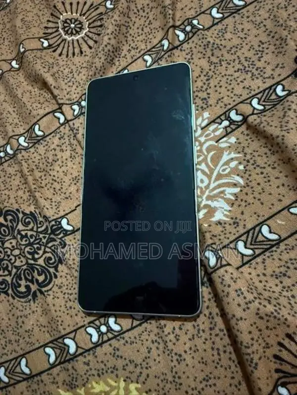 Samsung Galaxy S26 Ultra (Used)