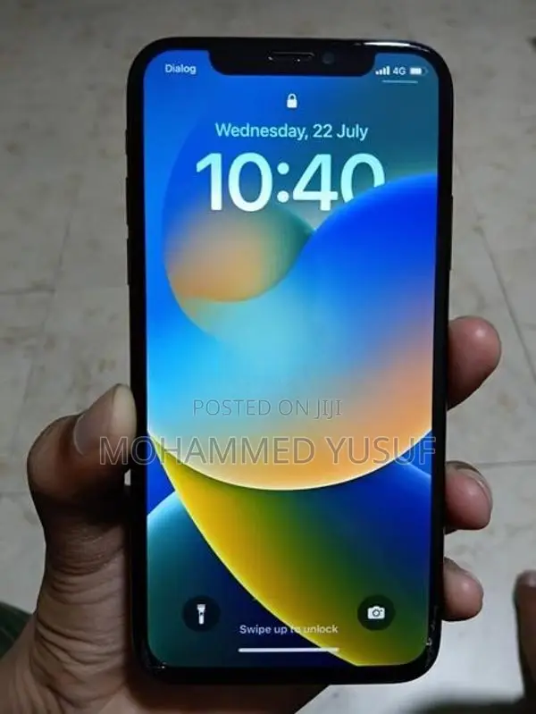 Apple iPhone X (Used)