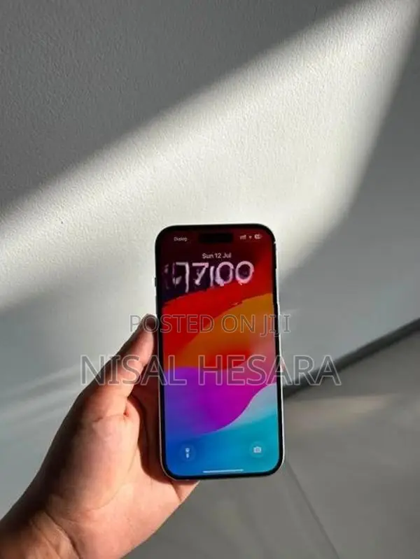 Apple iPhone 15 (Used)