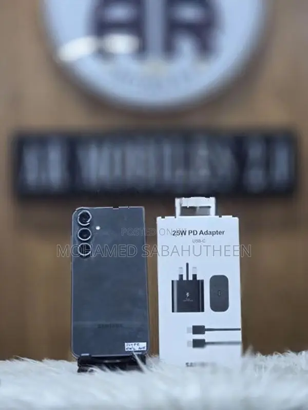 Samsung Galaxy S24 FE 5G (Used)