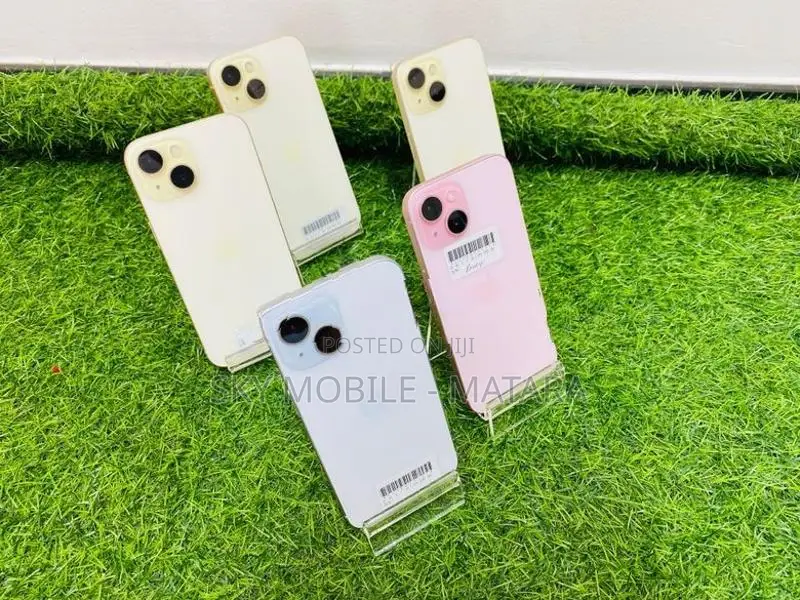 Apple iPhone 15 128GB (Used)