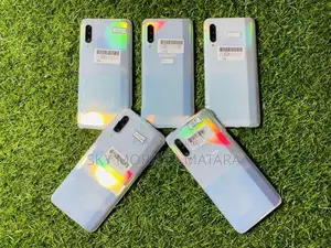 Samsung Galaxy A90 5G 6GB - 128GB (Used)