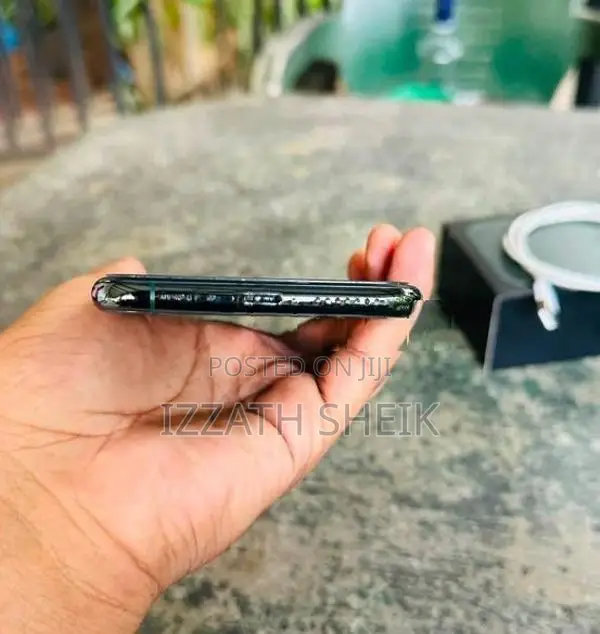 Apple iPhone 11 Pro Max (Used)