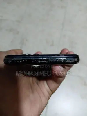 Apple iPhone X (Used)
