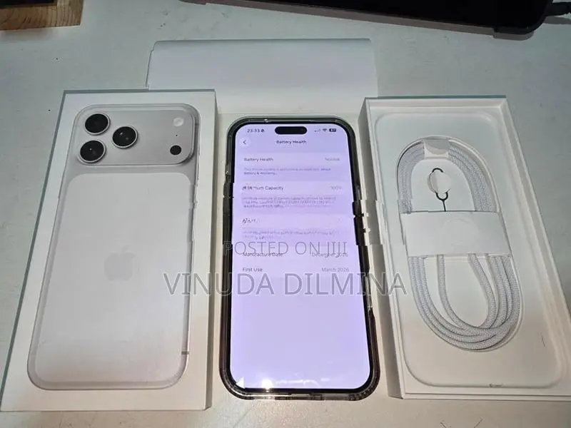 Apple iPhone 17 Pro Max Silver (Used)