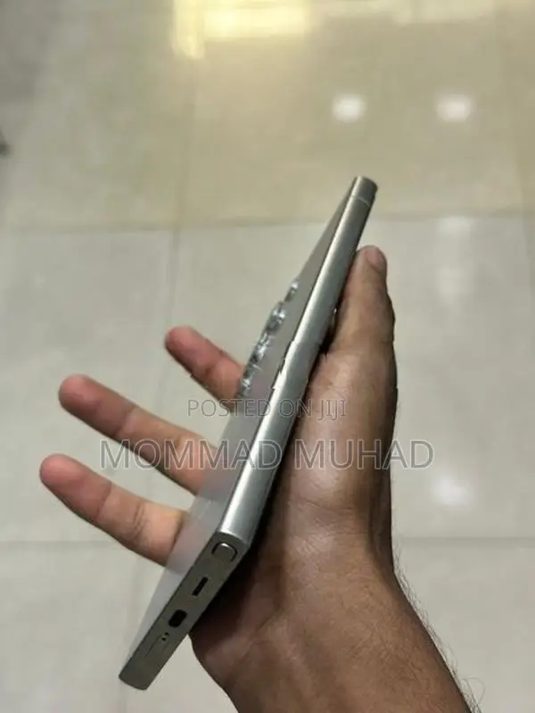 Samsung Galaxy S24 Ultra (Used)