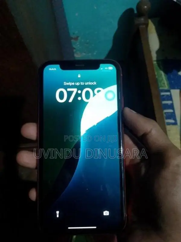 Apple iPhone 11 (Used)