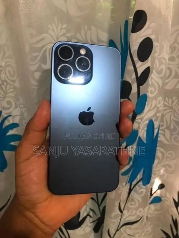 Apple iPhone 15 Pro Max (Used)