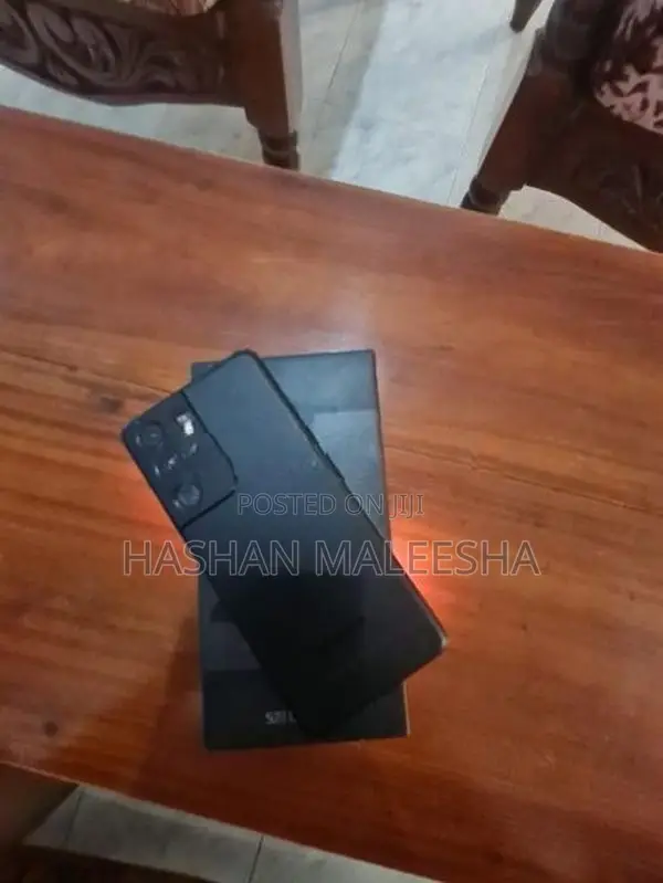 Samsung Galaxy S21 Ultra (Used)
