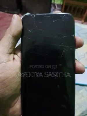 Apple iPhone X (Used)