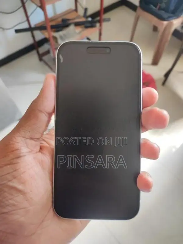 Apple iPhone 15 128GB (Used)
