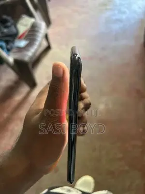 Apple iPhone 11 Pro Max (Used)