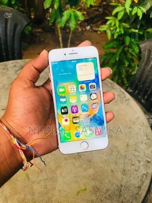 Apple iPhone 8 (Used)