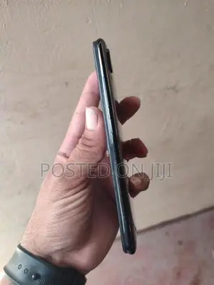 Vivo Y93 256GB (Used)