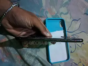 Apple iPhone X (Used)