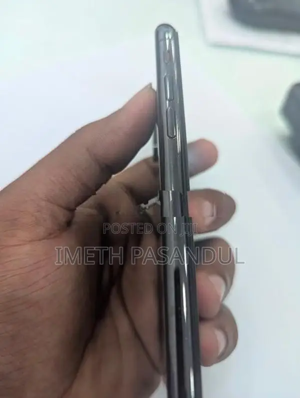 Apple iPhone XS 256GB (Used)
