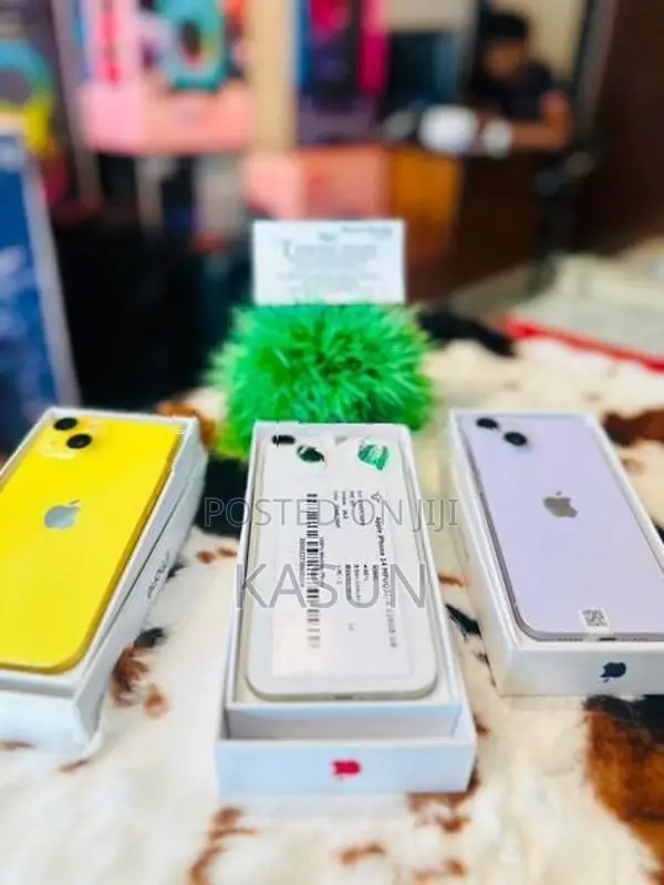 Apple iPhone 14 (Used)