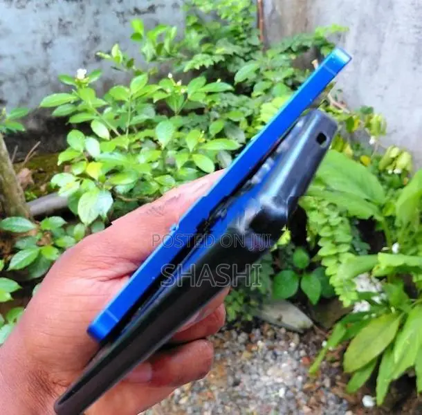 Samsung Galaxy S25 256GB (Used)