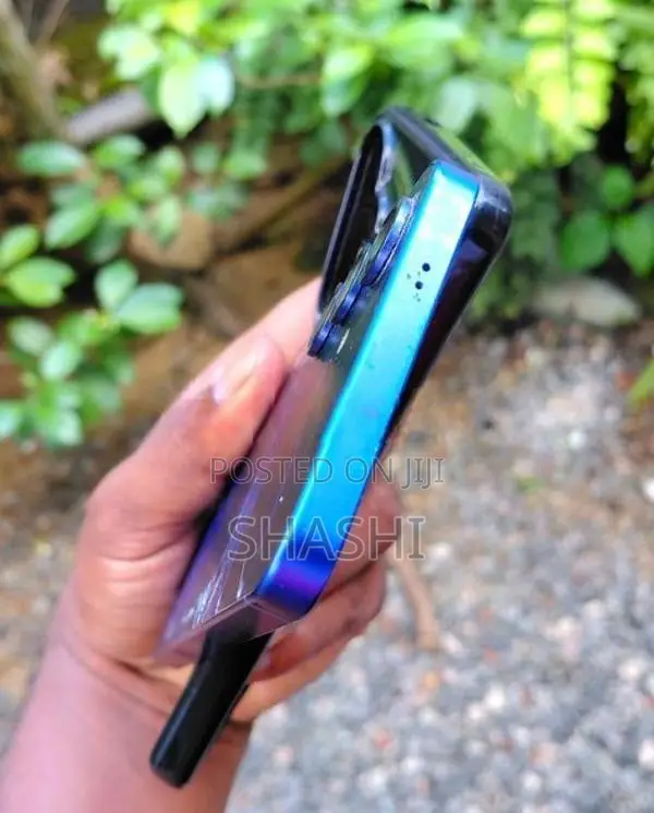 Samsung Galaxy S25 256GB (Used)