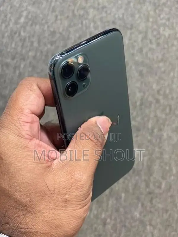 Apple iPhone 11 Pro 256GB (Used)