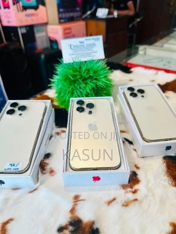 Apple iPhone 14 Pro (Used)