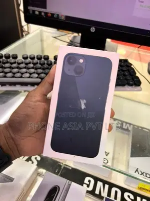 Apple iPhone 13 (Brand New)