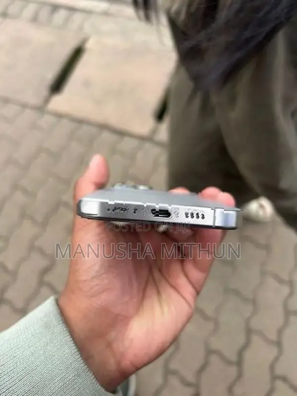 Apple iPhone 15 Pro Max (Used)