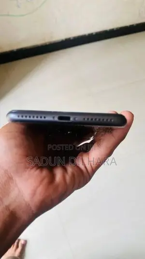 Apple iPhone 8 Plus 8Plus චීස් කෑල්ලක් (Used)