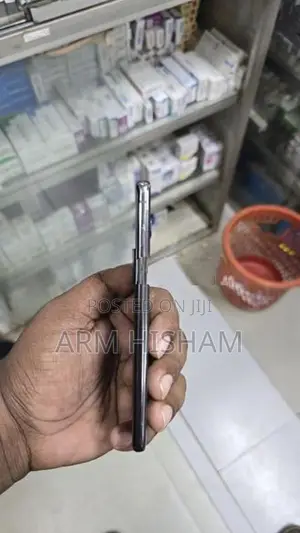 Samsung Galaxy S10 (Used)