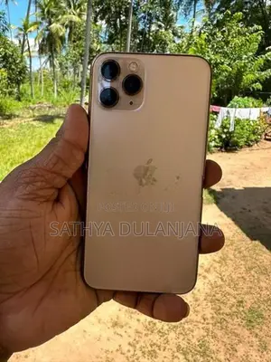 Apple iPhone 11 Pro (Used)