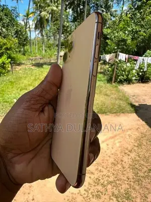 Apple iPhone 11 Pro (Used)