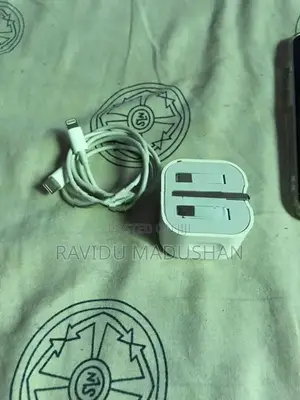 Apple iPhone 13 (Used)