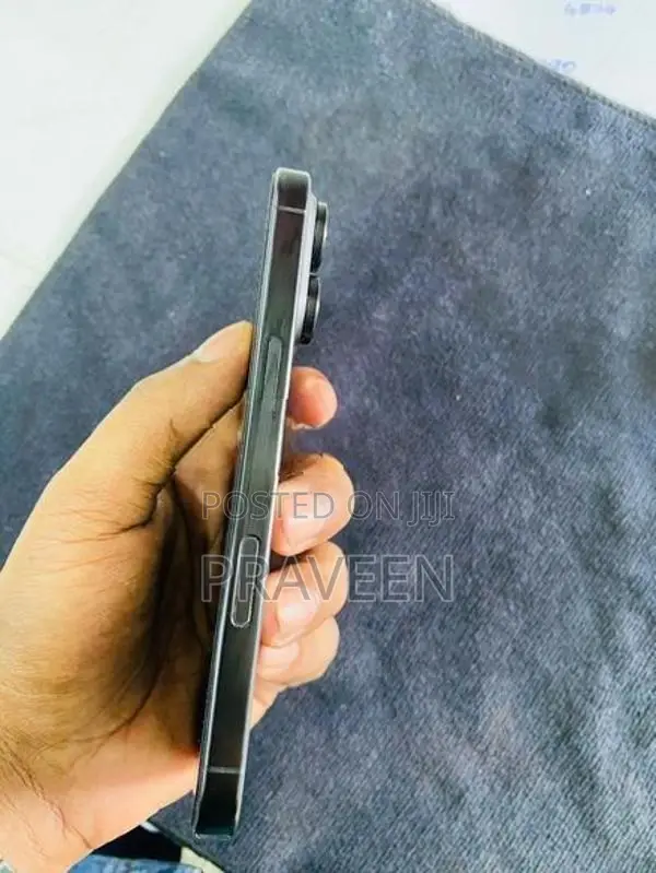 Apple iPhone 16 Pro (Used)