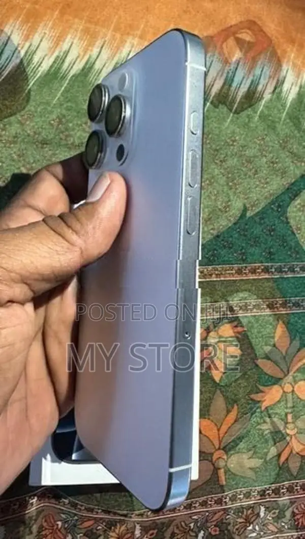 Apple iPhone 16 Pro 256GB (Used)