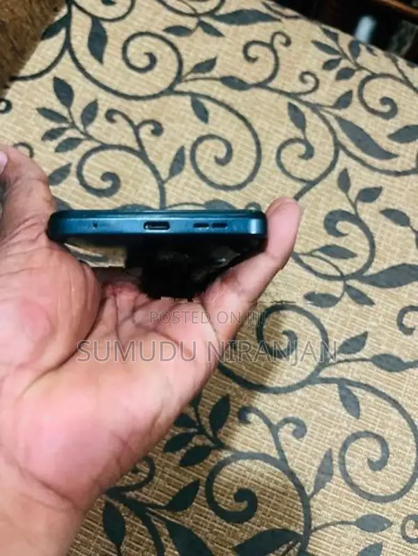 Xiaomi Redmi Note 12 (Used)
